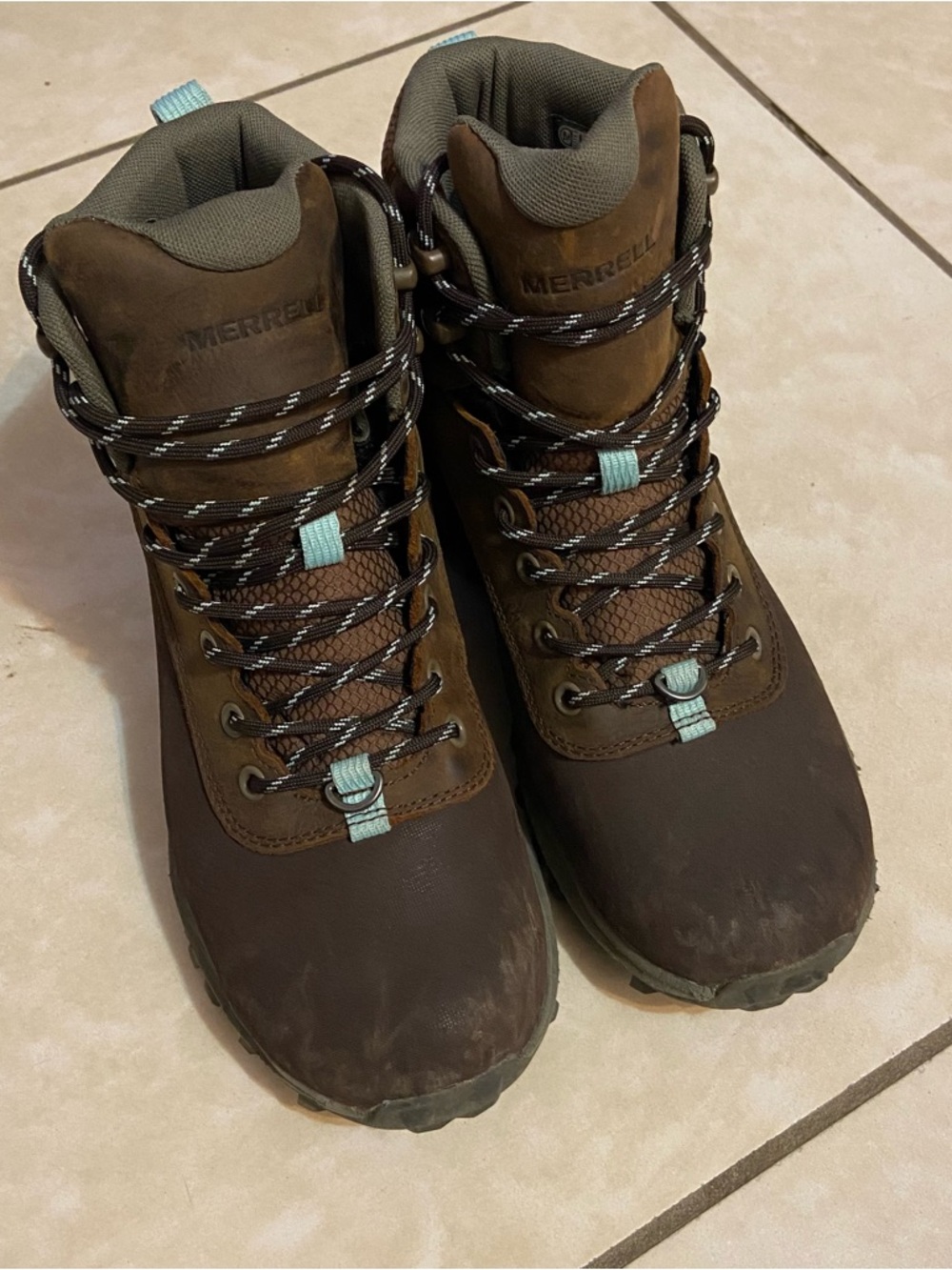 Merrell Thermo Kiruna Mid Shell Brown and Black Women's Hiking snow boots 8.5